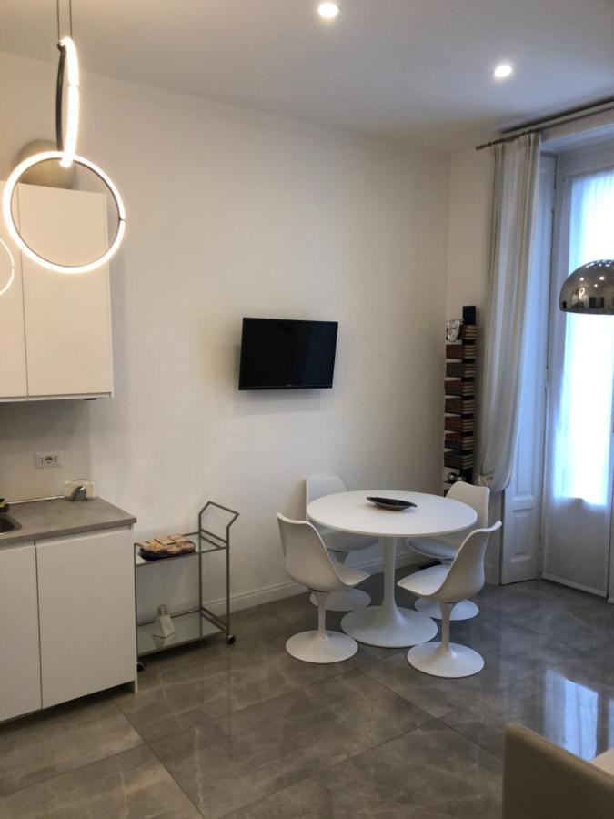 Casa Alberto Da Giussano, Elegante Bilocale In Centro Con Balcone Sul Parco Milano Exterior foto